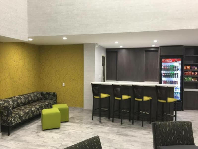 利明顿品质酒店 外观 照片
